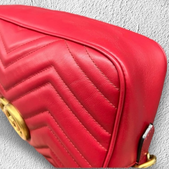 Pre-Loved Gucci GG Marmont Small Shoulder Bag in ❤️Red Matelassé Leather❤️ - Picture 6 of 12